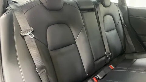 Tesla                     Model 3 Standard Plus Auto