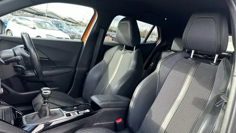 Peugeot 2008 1.2 PureTech 130 GT 5dr