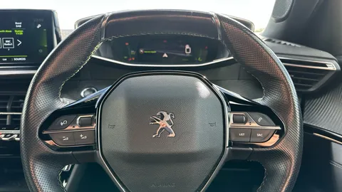 Peugeot 2008 1.2 PureTech 130 GT 5dr