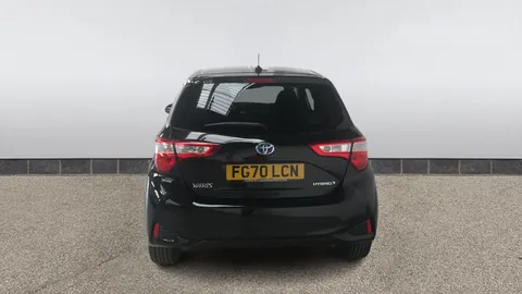 Toyota Yaris 1.5 Hybrid Y20 5dr CVT [Bi-tone]