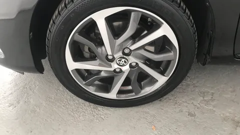 Toyota Yaris 1.5 Hybrid Y20 5dr CVT [Bi-tone]