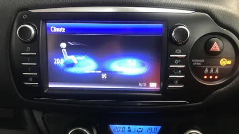 Toyota Yaris 1.5 Hybrid Y20 5dr CVT [Bi-tone]