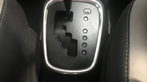 Toyota Yaris 1.5 Hybrid Y20 5dr CVT [Bi-tone]