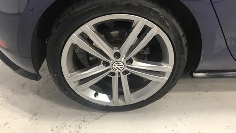 VOLKSWAGEN GOLF 1.5 TSI EVO 150 R-Line DSG