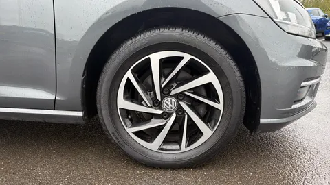 Volkswagen Golf 1.6 TDI Match