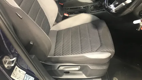 VOLKSWAGEN GOLF 1.5 TSI EVO 150 R-Line DSG