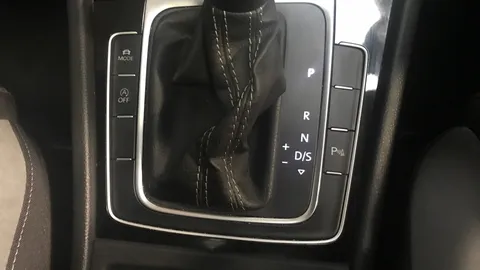 VOLKSWAGEN GOLF 1.5 TSI EVO 150 R-Line DSG