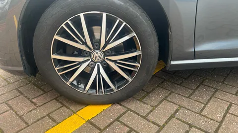 Volkswagen Golf 1.0 TSI 110 SE [Nav] 5dr