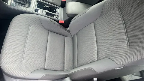 Volkswagen Golf 1.0 TSI 110 SE [Nav] 5dr