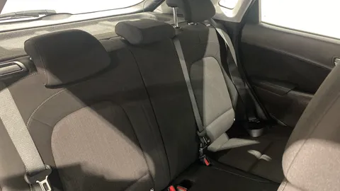 Hyundai Kona 1.6 GDi Hybrid SE Connect DCT