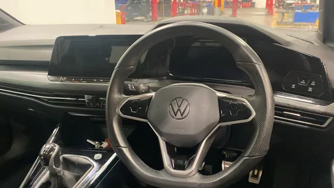 Volkswagen Golf 1.5 TSI R-Line