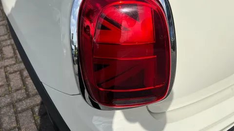 MINI HATCHBACK 1.5 Cooper Sport II [Comfort Pack]