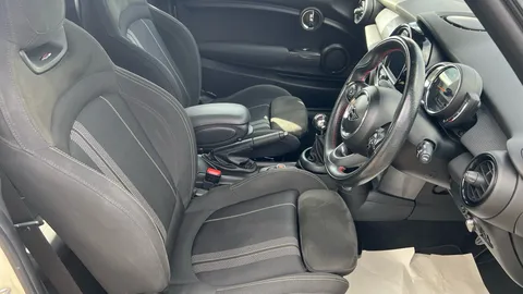 MINI HATCHBACK 1.5 Cooper Sport II [Comfort Pack]