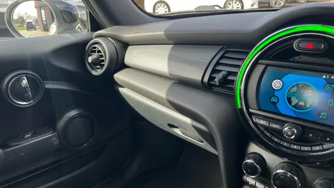 MINI HATCHBACK 1.5 Cooper Sport II [Comfort Pack]