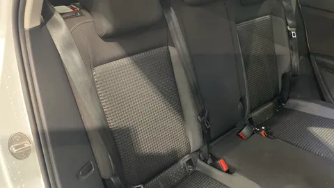 VOLKSWAGEN T-CROSS 1.0 TSI 110 Active DSG