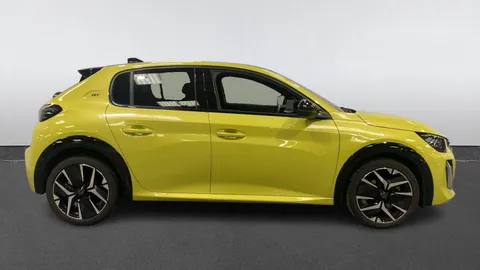 PEUGEOT 208 1.2 PureTech 100 GT