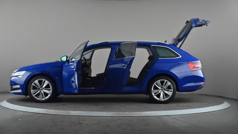 SKODA SUPERB 2.0 TDI CR SE L DSG