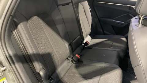 AUDI Q3 35 TFSI S Line S Tronic