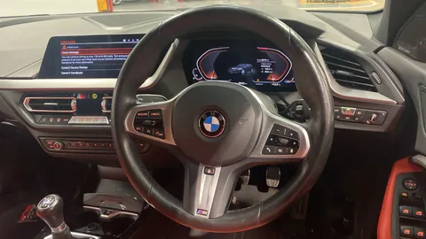 BMW 1 SERIES 118i [136] M Sport [Live Cockpit Pro/Pro pk]
