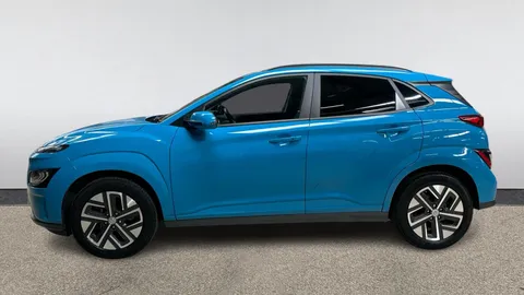Hyundai Kona 100kW Premium 39kWh Auto