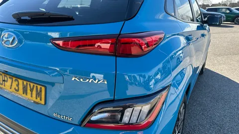 Hyundai Kona 100kW Premium 39kWh Auto