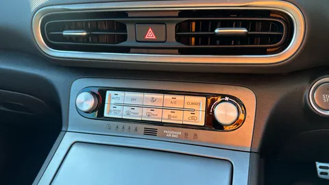 Hyundai Kona 100kW Premium 39kWh Auto