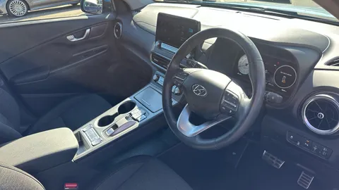Hyundai Kona 100kW Premium 39kWh Auto