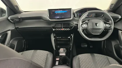 PEUGEOT 2008 100kW Allure 50kWh Auto