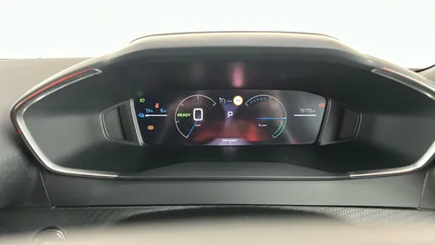PEUGEOT 2008 100kW Allure 50kWh Auto