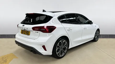 Ford Focus 1.0 EcoBoost Hybrid mHEV ST-Line Vign 5dr Auto