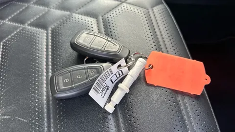 Ford Focus 1.0 EcoBoost Hybrid mHEV ST-Line Vign 5dr Auto