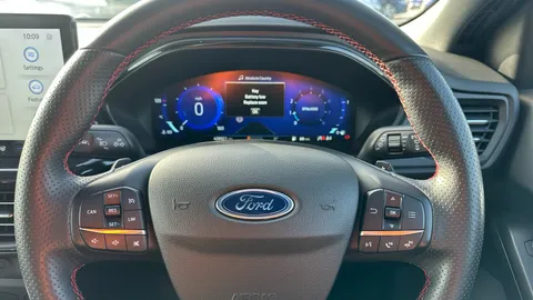 Ford Focus 1.0 EcoBoost Hybrid mHEV ST-Line Vign 5dr Auto