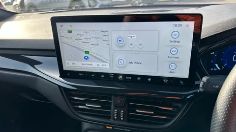 Ford Focus 1.0 EcoBoost Hybrid mHEV ST-Line Vign 5dr Auto