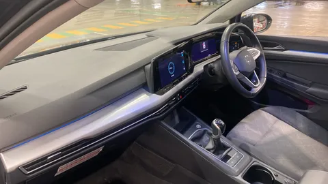 Volkswagen Golf 1.5 TSI Life