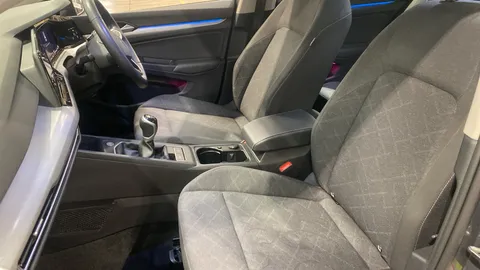 Volkswagen Golf 1.5 TSI Life