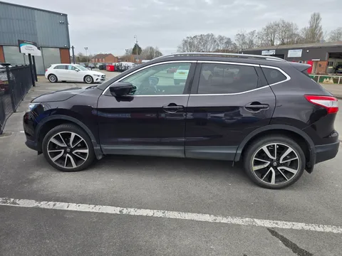 Nissan Qashqai 1.2 DiG-T Tekna [Non-Panoramic] 5dr