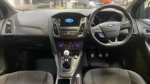Ford Focus 1.5 TDCi 120 ST-Line X 5dr