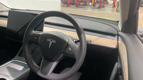 Tesla                     Model 3 RWD Auto