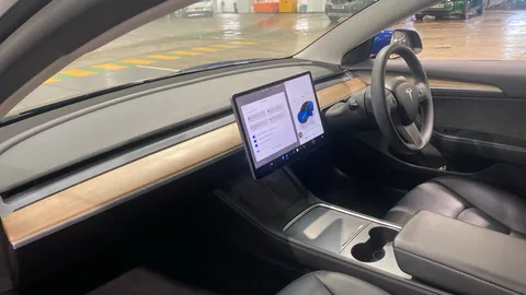 Tesla                     Model 3 RWD Auto