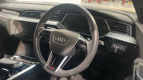 Audi E-Tron 300kW 55 Quattro 95kWh S Line Auto