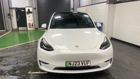 TESLA MODEL Y Long Range AWD Auto