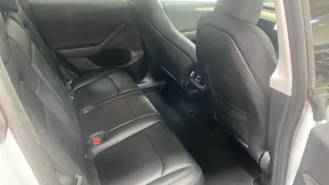 TESLA MODEL Y Long Range AWD Auto