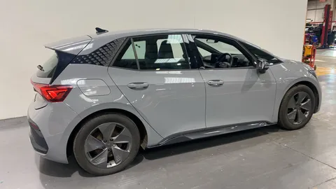 Cupra                     Born 150kW V1 58kWh Auto