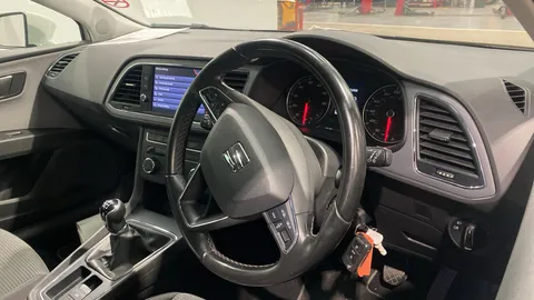 SEAT LEON 1.0 TSI SE Dynamic [EZ]