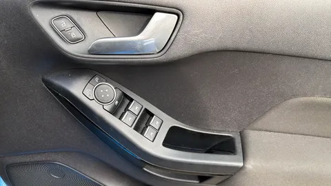 FORD FIESTA 1.0 EcoBoost 95 Trend Navigation