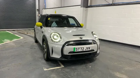MINI HATCHBACK 135kW Cooper S Level 2 33kWh Auto