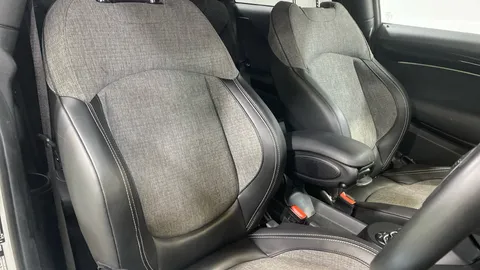 MINI HATCHBACK 135kW Cooper S Level 2 33kWh Auto