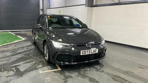 VOLKSWAGEN GOLF 1.5 TSI R-Line
