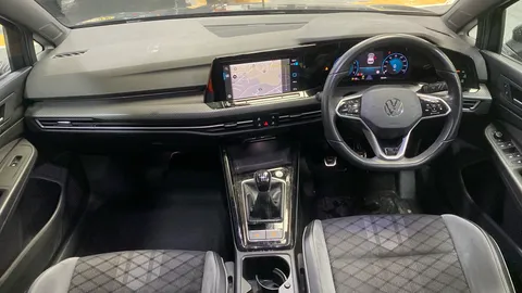 VOLKSWAGEN GOLF 1.5 TSI R-Line