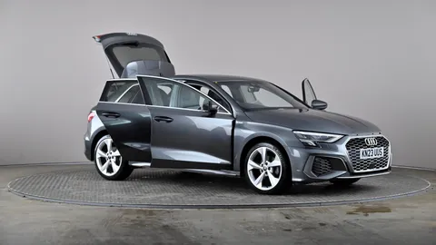 AUDI A3 35 TFSI S Line S Tronic